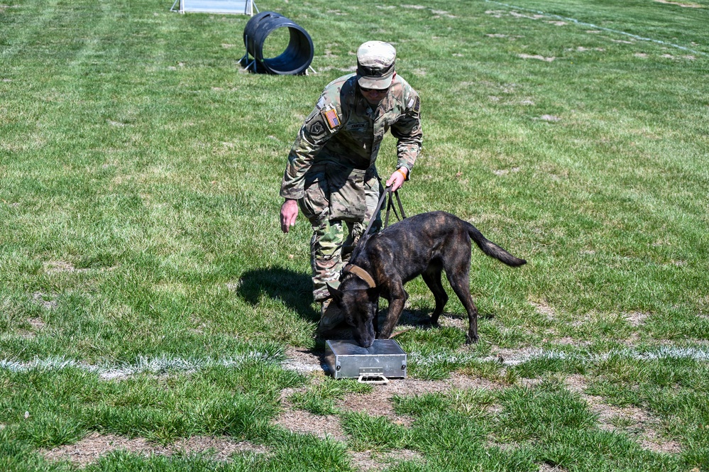 Fort Leavenworth showcases installation mission to Kansas City Chiefs staff