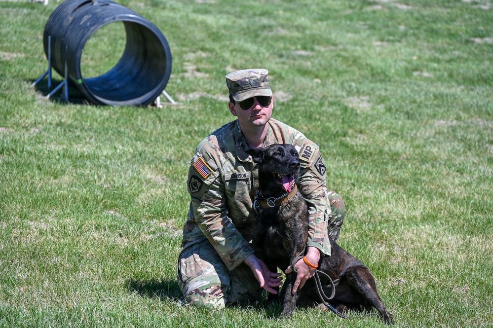 Fort Leavenworth showcases installation mission to Kansas City Chiefs staff