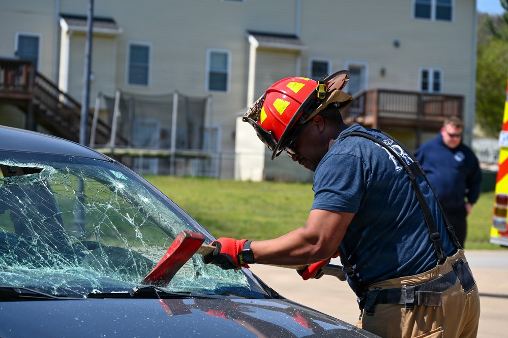 Fort Leavenworth showcases installation mission to Kansas City Chiefs staff