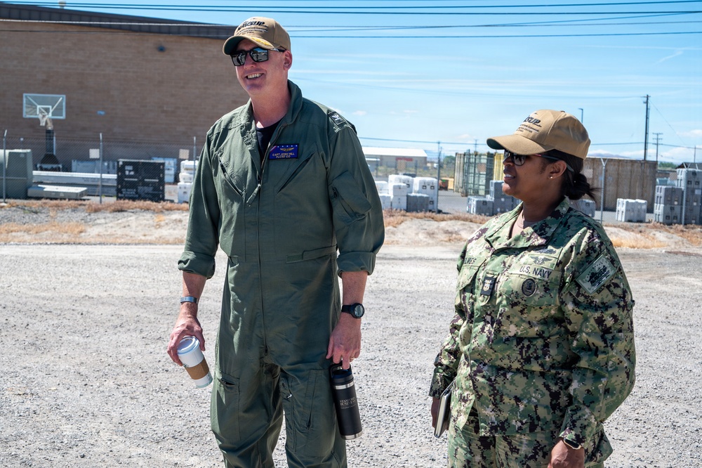 NAVSUP FLC San Diego CO Visits NAS Fallon