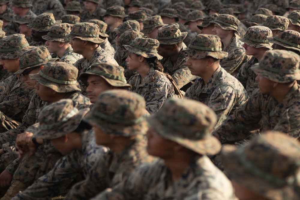 CLR-1 Marines and Sailors Participate in Sustainment Hike
