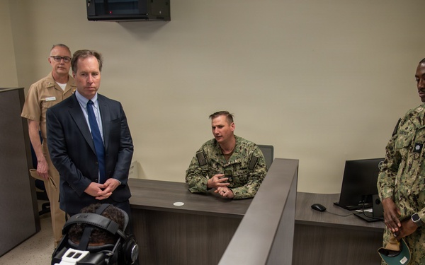 Honorable Benjamin Kohlmann (ASN M&amp;RA) visits Surface Warfare Engineering School Command (SWESC)
