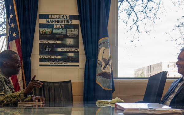 Honorable Benjamin Kohlmann (ASN M&amp;RA) visits Surface Warfare Engineering School Command (SWESC)