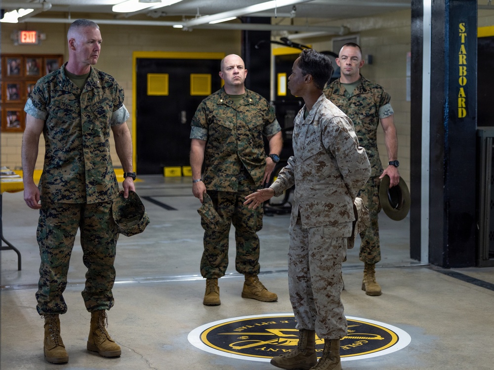 Brigadier General Tracy Visits MCRD Parris Island