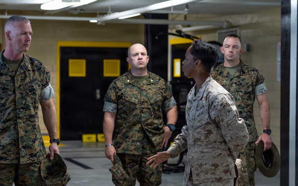 Brigadier General Tracy Visits MCRD Parris Island