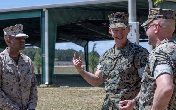 Brigadier General Tracy Visits MCRD Parris Island
