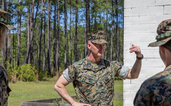 Brigadier General Tracy Visits MCRD Parris Island