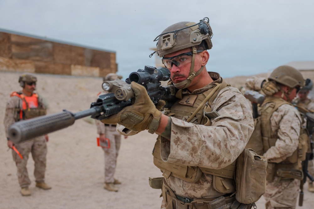 2nd Marine Division conducts urban warfighting training at Marine Corps Air Ground Combat Center