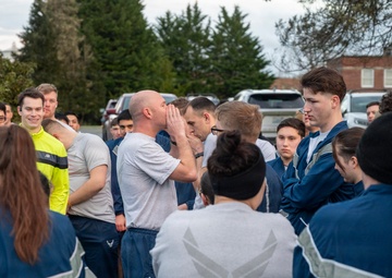 Team McChord SAPR Hosts 5K Glow Run
