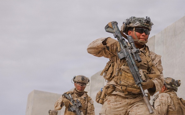 2nd Marine Division conducts urban warfighting training at Marine Corps Air Ground Combat Center