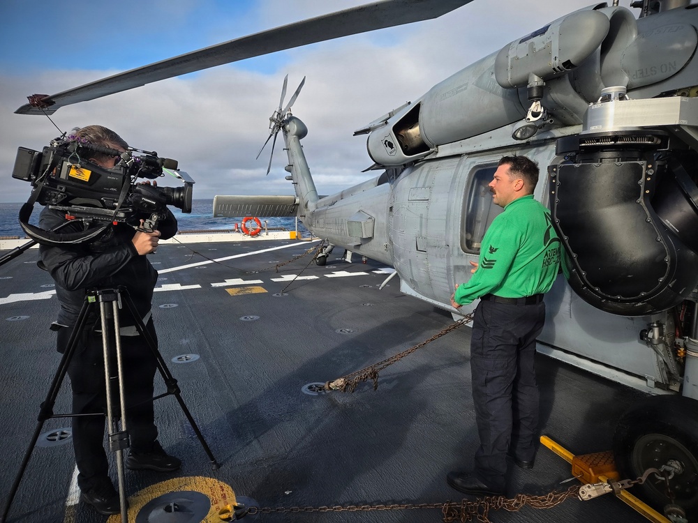 Sea Meets Space: Sailors aboard John P Murtha tell the Artemis II story