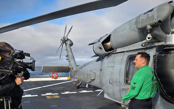 Sea Meets Space: Sailors aboard John P Murtha tell the Artemis II story