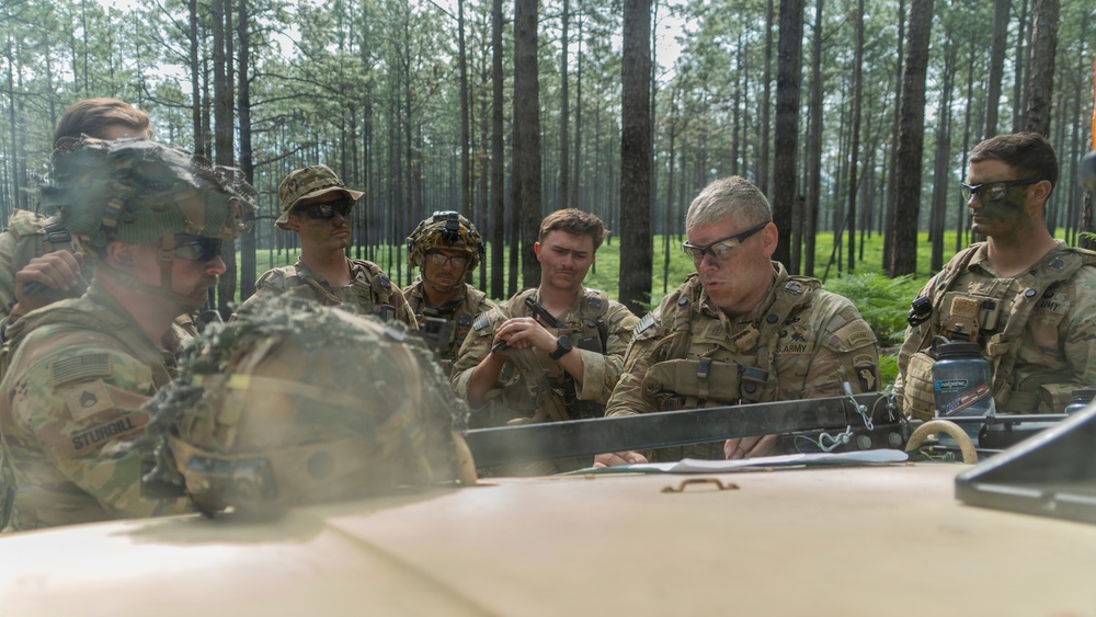 1st Sgt. Anthony Buchanan briefs leaders during JRTC mission planning at Fort Polk