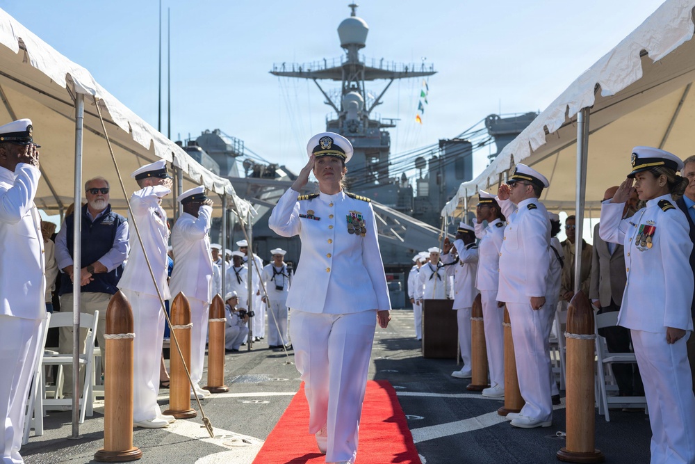 USS Tortuga (LSD 46) Change of Command