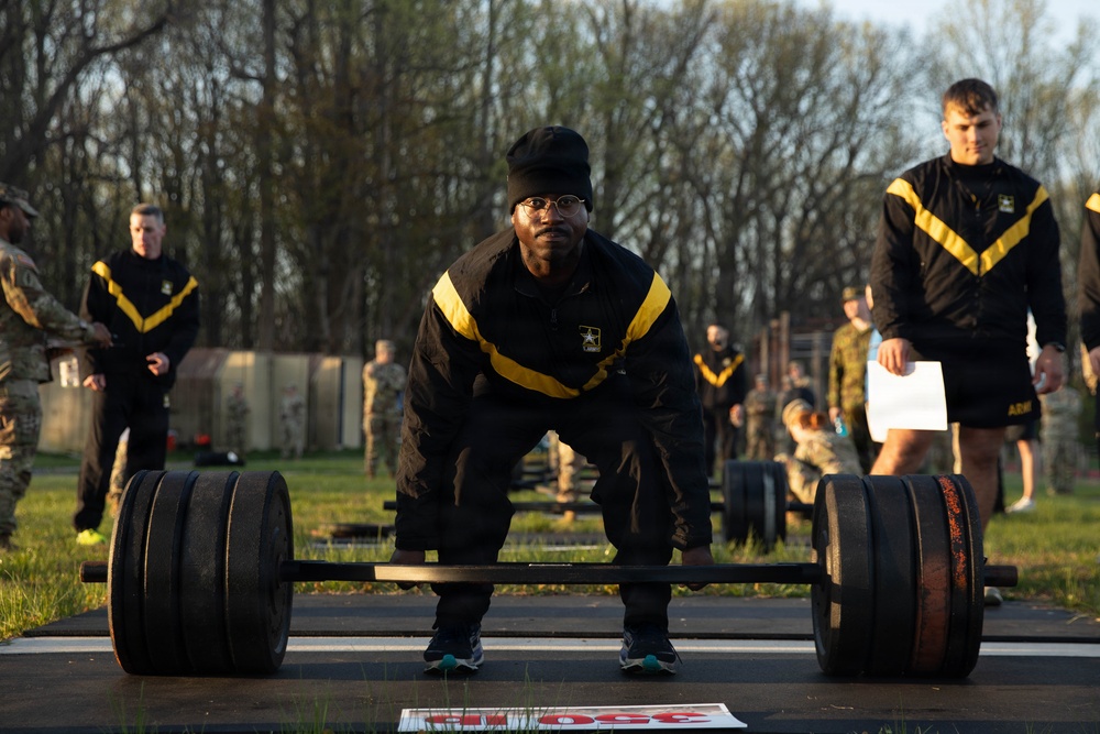 Maryland Army National Guard Soldier performs a deadlift.