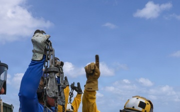 Comstock Conducts Flight Quarters