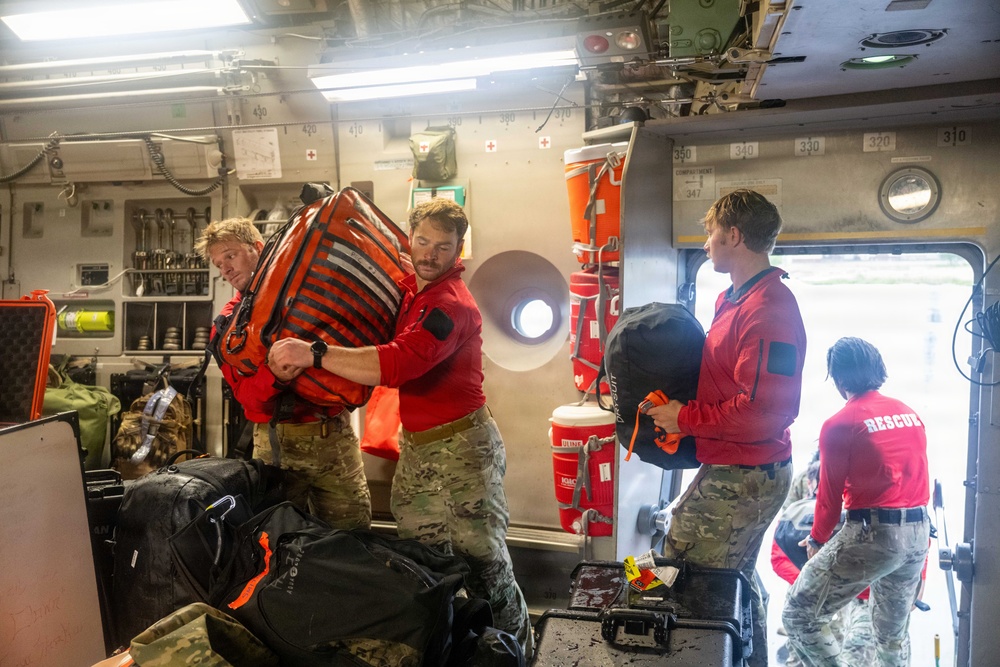 15 WG, 154 WG on alert for potential Artemis II contingency