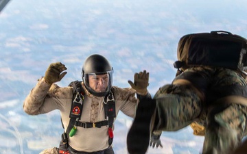 24th MEU MRF conducts Free Fall training