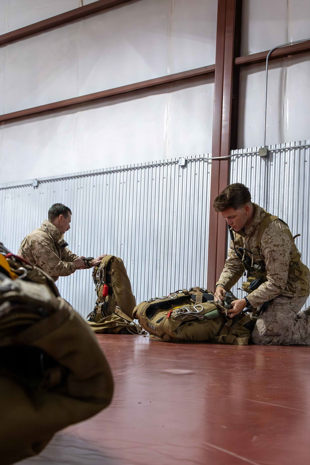 24th MEU MRF conducts Free Fall training