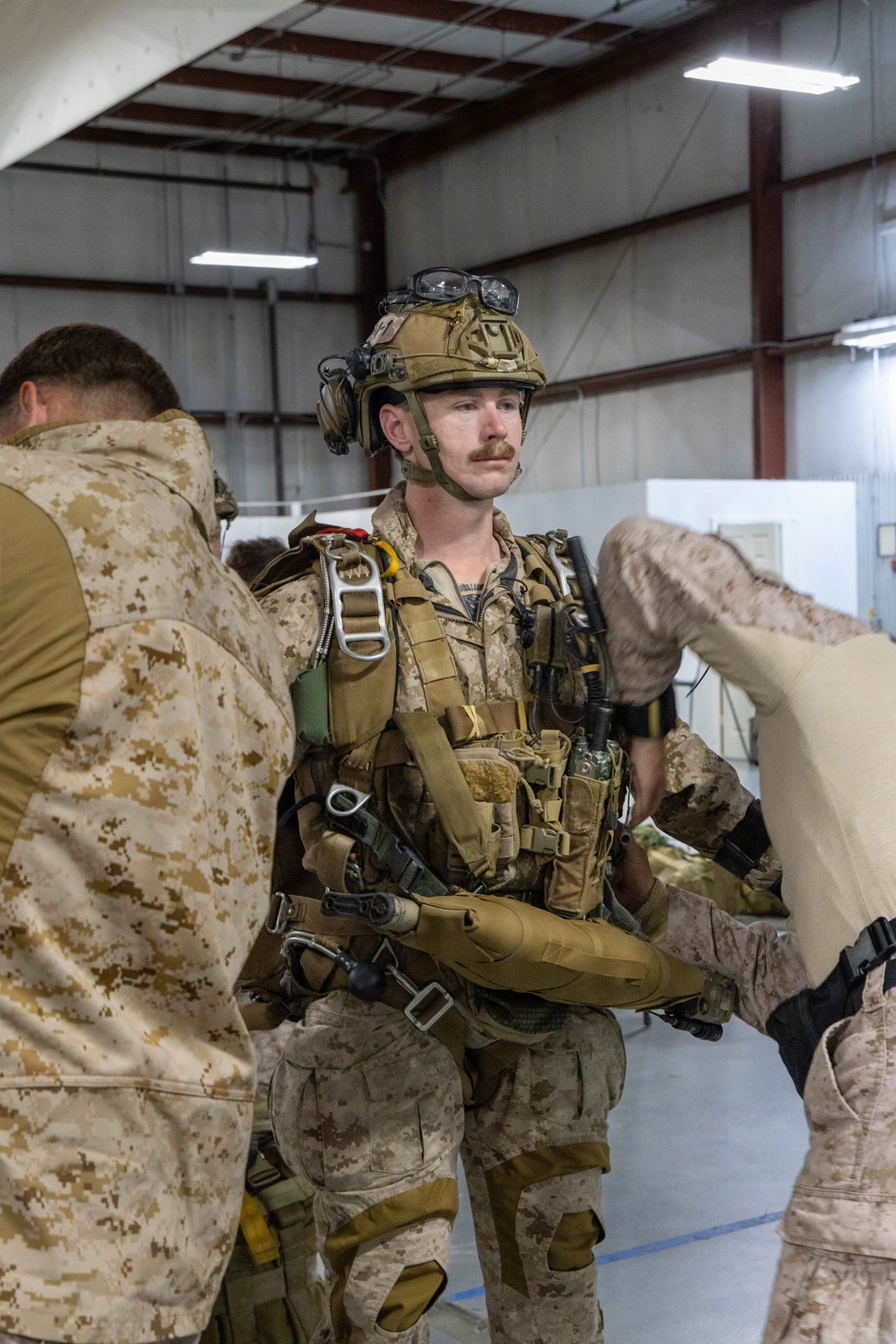 24th MEU MRF conducts Free Fall training