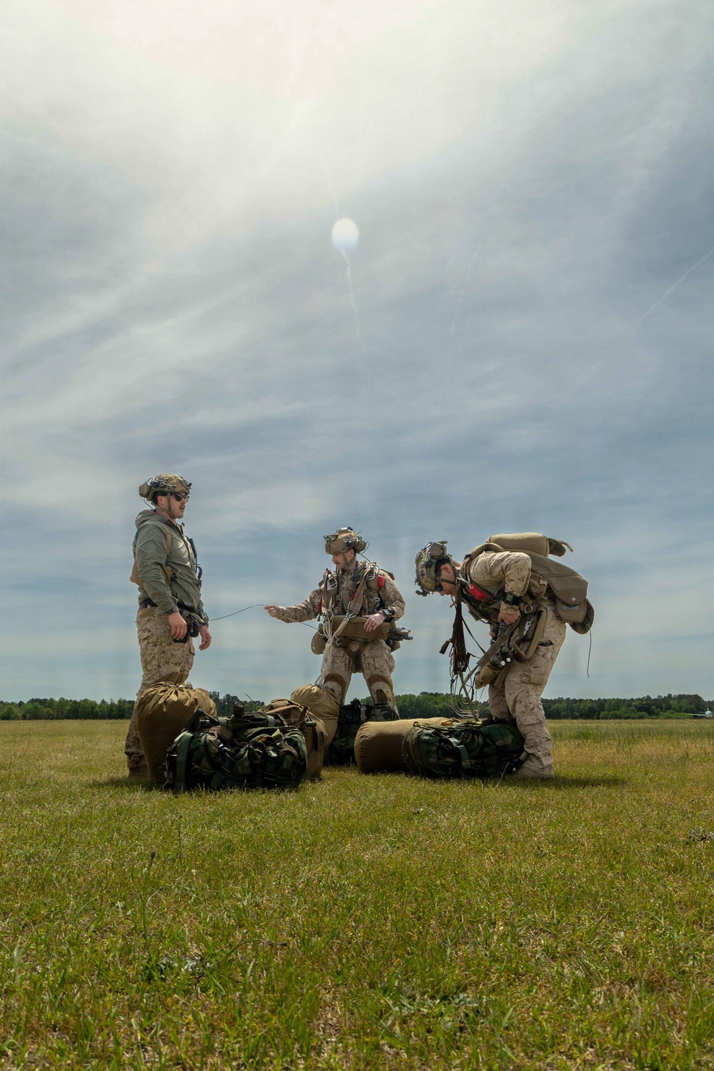 24th MEU MRF conducts Free Fall training