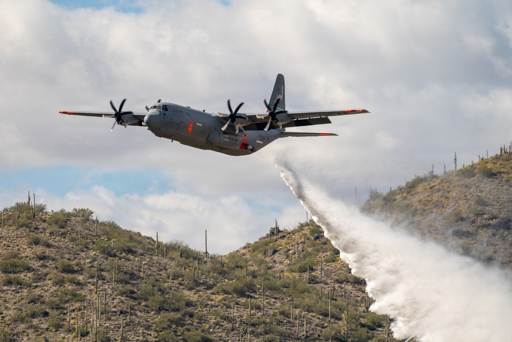 Channel Islands Guard dumping water in MAFFS Training