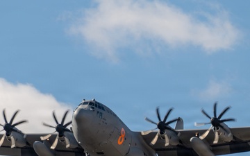 HighRollers Dump Water for MAFFS Training in Arizona