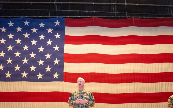 CNO and MCPON all-hands call on Naval Submarine Base New London