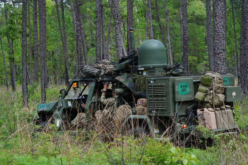 101st Airborne Division Soldiers maneuver ISV with TEWS-I during JRTC