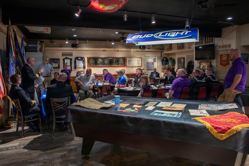 Sailors visit Veterans of Foreign Wars 1494