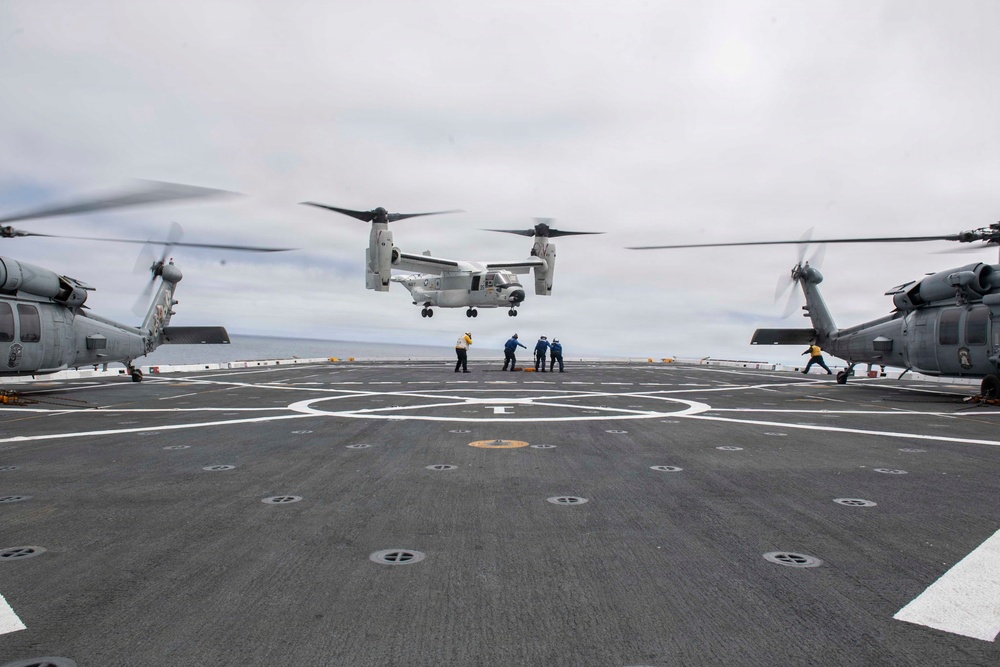 NASA Administrator, ESG3, Deputy Commander First Air Force visit USS John P. Murtha