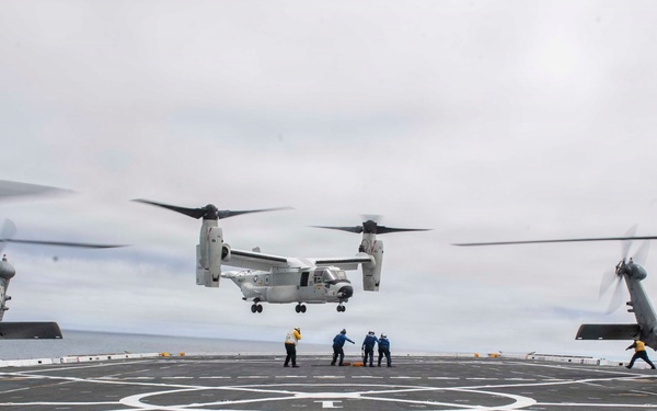 NASA Administrator, ESG3, Deputy Commander First Air Force visit USS John P. Murtha