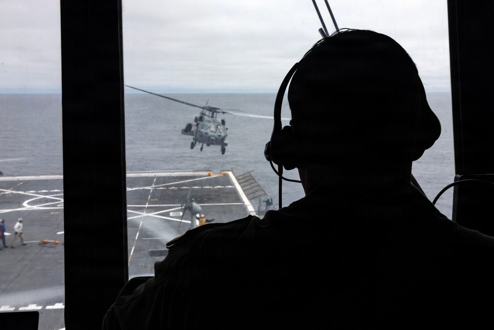 NASA Administrator, ESG3, Deputy Commander First Air Force visit USS John P. Murtha