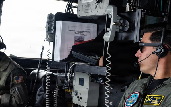 NASA Administrator, ESG3, Deputy Commander First Air Force visit USS John P. Murtha