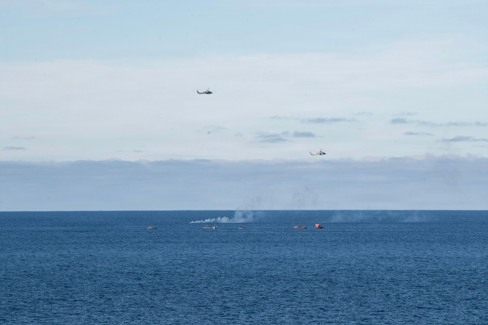 USS John P. Murtha Sailors, EODGRU 1 Divers recover Artemis II Astronauts