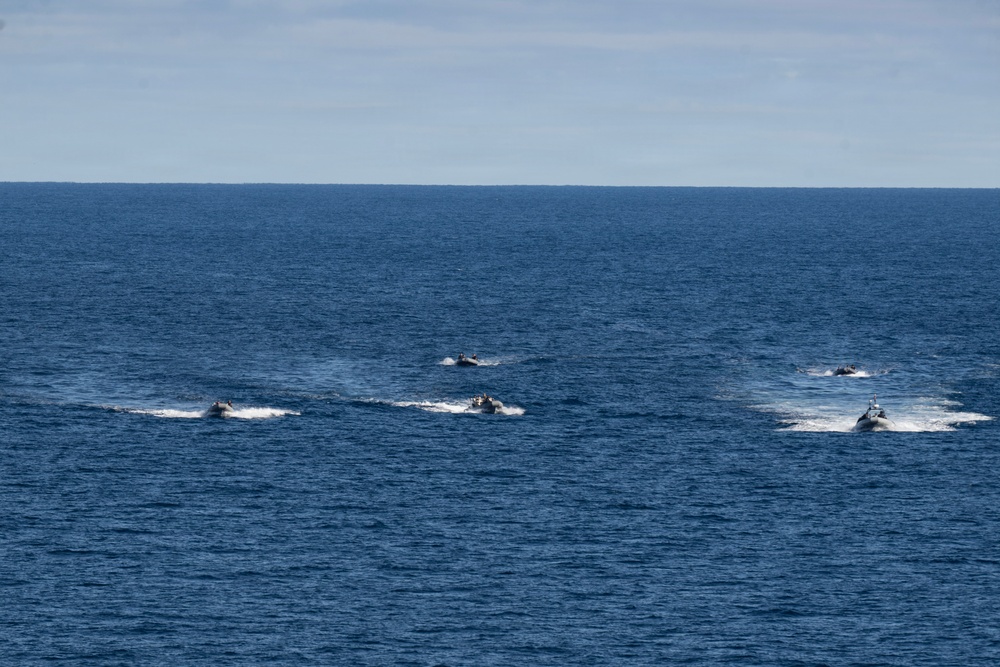 USS John P. Murtha Sailors, EODGRU 1 Divers recover Artemis II Astronauts