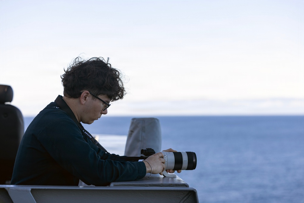 USS John P. Murtha Sailors, EODGRU 1 Divers recover Artemis II Astronauts