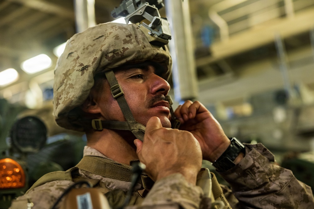 11th MEU Marines, Sailors Conduct Sparrow Hawk Rehearsal Aboard USS Boxer