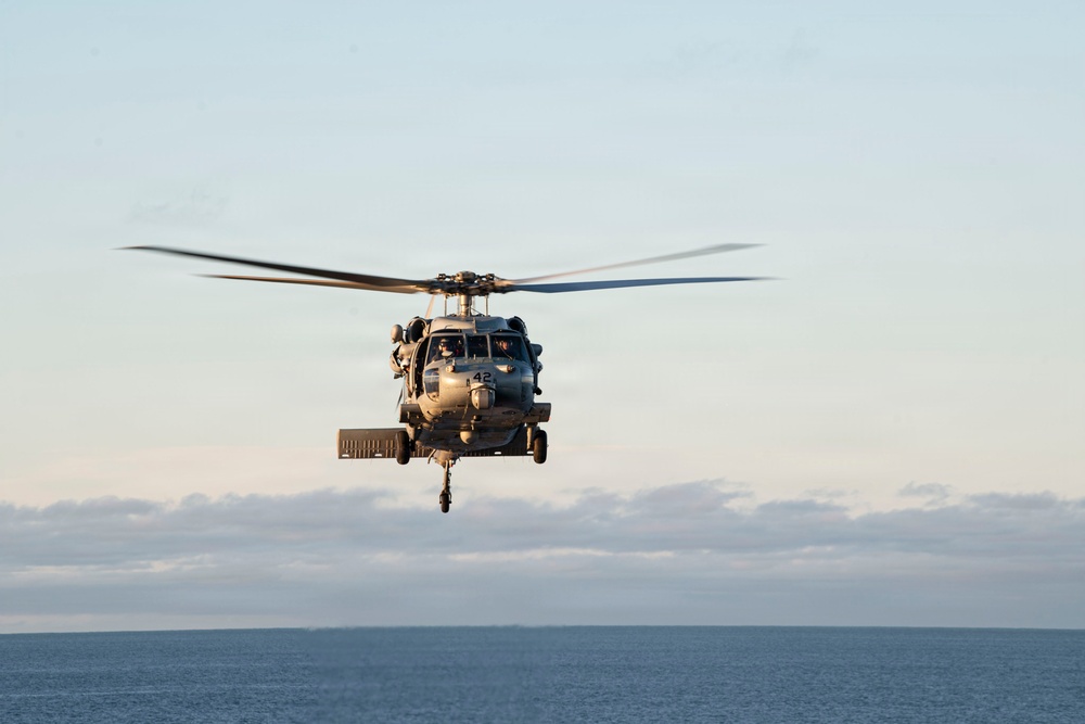 USS John P. Murtha Sailors, EODGRU 1 Divers recover Artemis II Astronauts