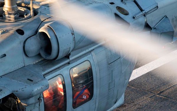 USS John P. Murtha Sailors, EODGU 1 Divers recover Artemis II Astronauts