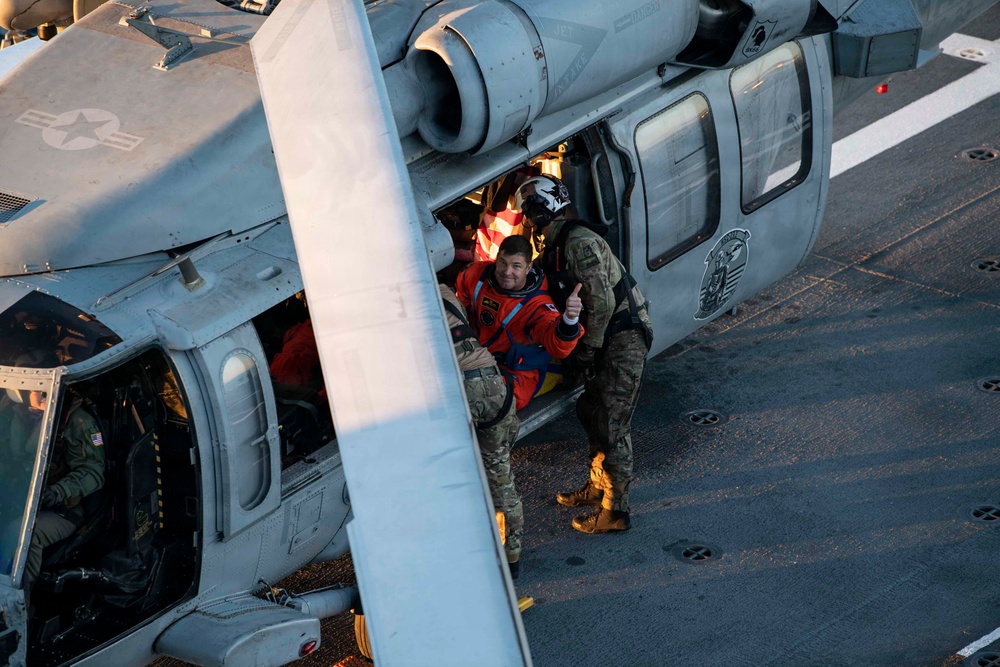 USS John P. Murtha Sailors, EODGRU 1 Divers recover Artemis II Astronauts