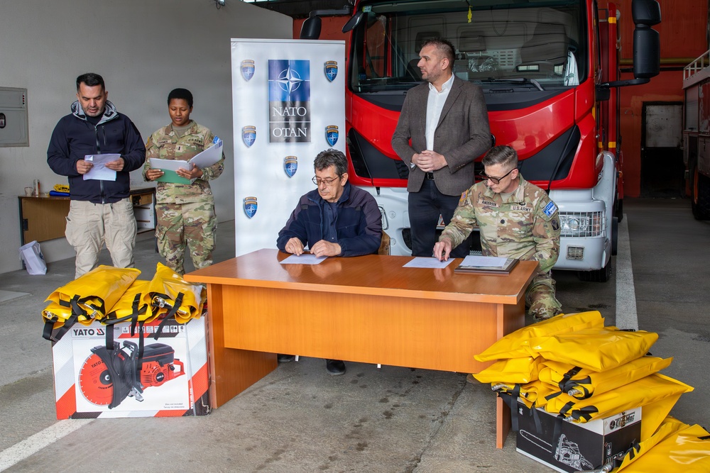Kosovo Force (KFOR) supports Zubin Potok Fire Brigade with equipment donation