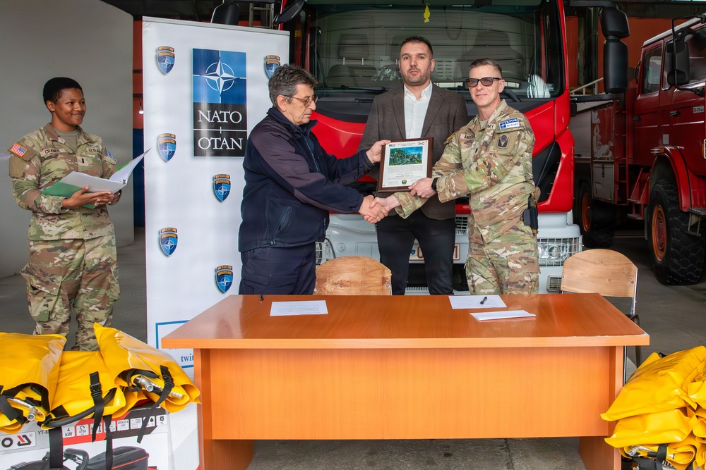 Kosovo Force (KFOR) supports Zubin Potok Fire Brigade with equipment donation