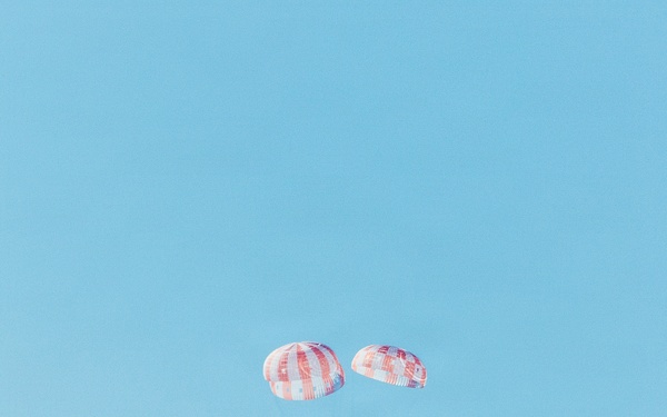 Orion Space Craft Splashes Down in the Pacific Ocean