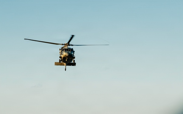 MH-60S Seahawks Transport Artemis II Crew Members to USS John P. Murtha