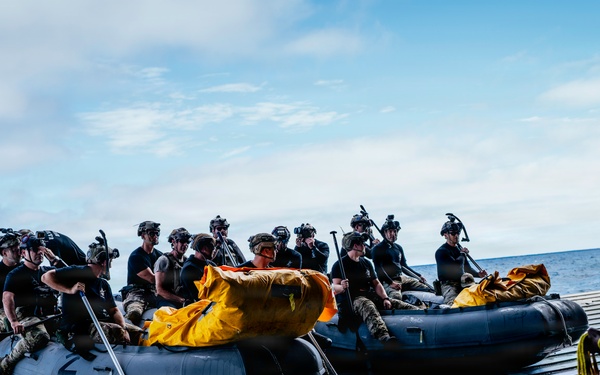Navy Divers Prepare to Recover the Orion Space Craft