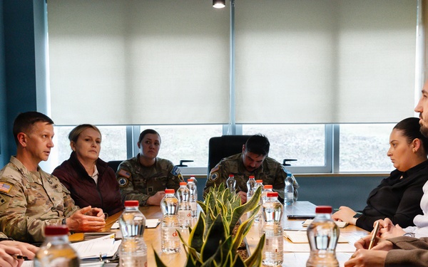 KFOR RC-E commander conducts key leader engagement in Kamenicë/Kamenica