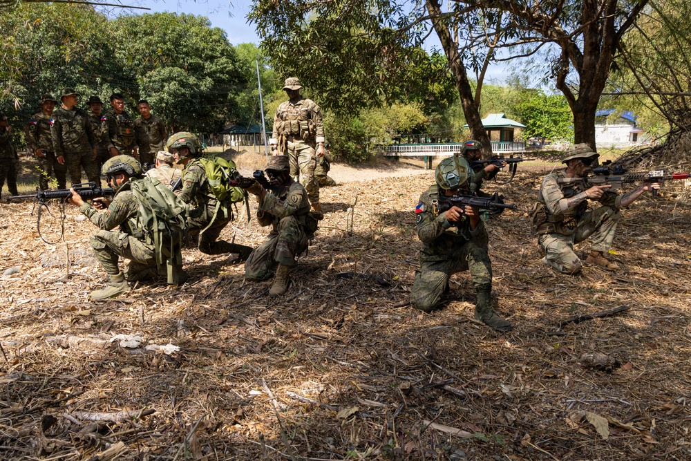 25th Infantry Division, Philippine partners synchronize tactics