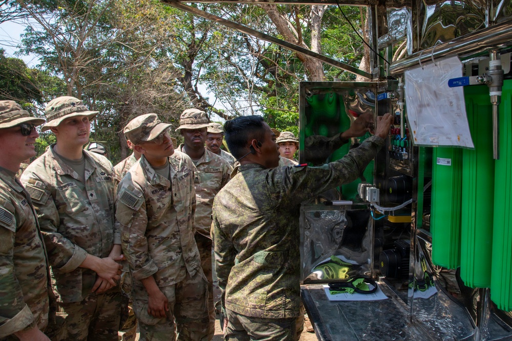 Sustaining the Force: 25th Infantry Division, Philippine Army Deliver Potable Water