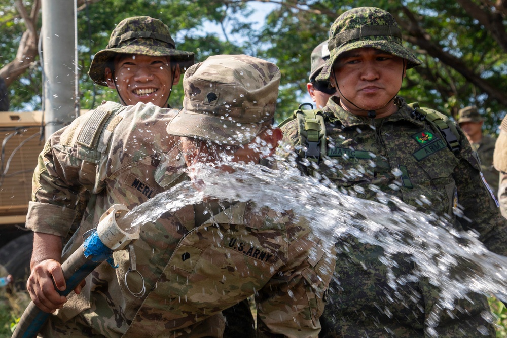 Sustaining the Force: 25th Infantry Division, Philippine Army Deliver Potable Water